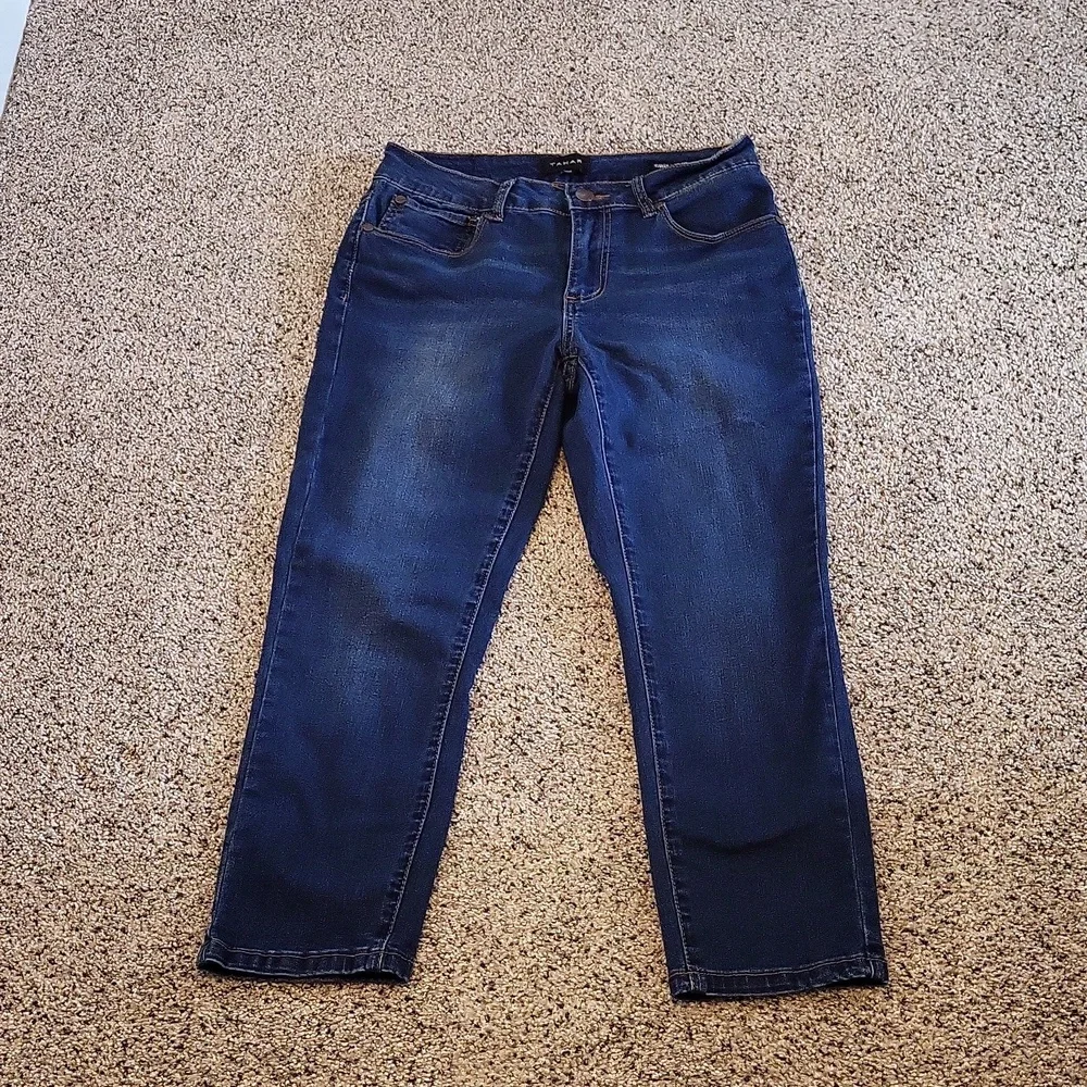 Tahari mid rise capris - Picture 1 of 8